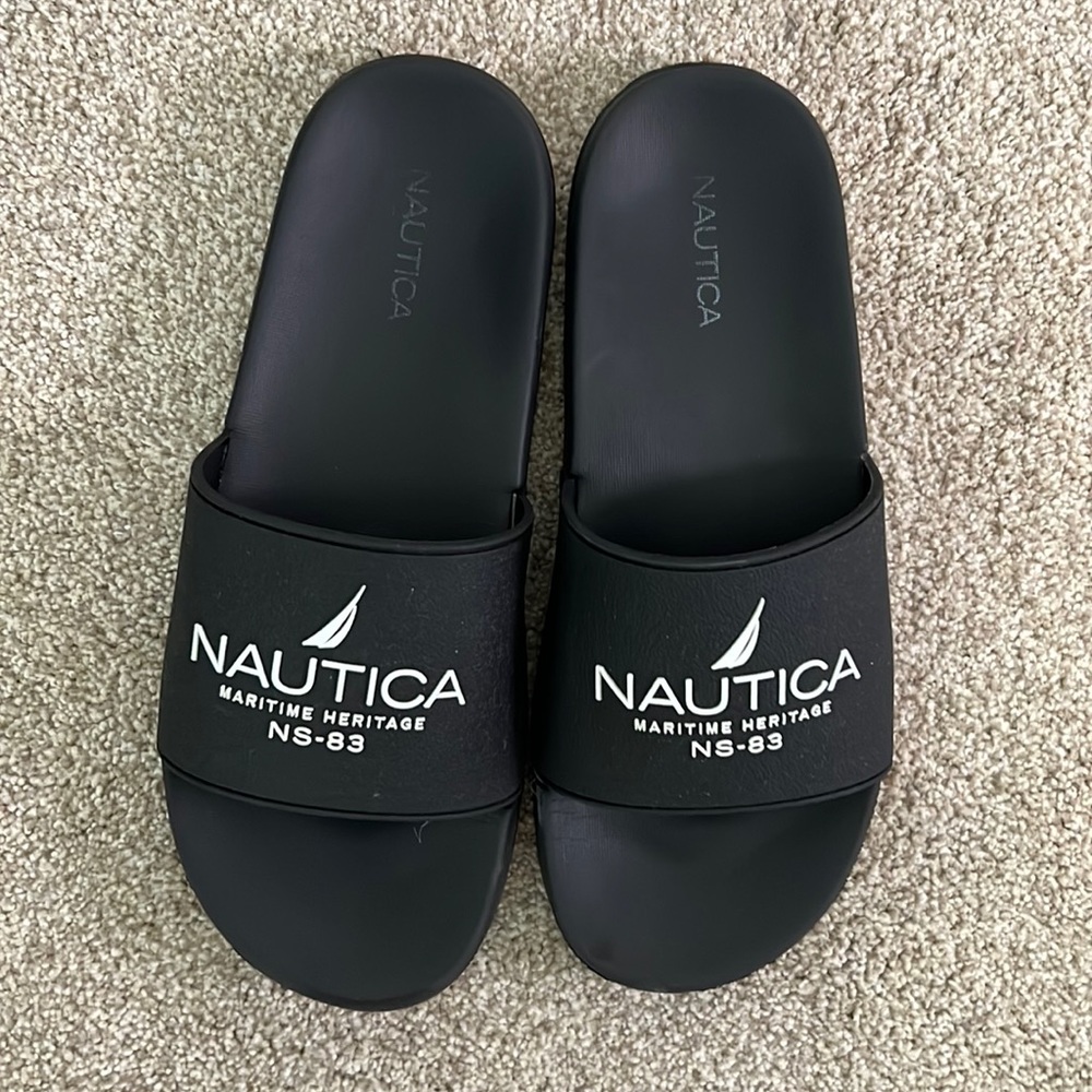 Nautica Slides